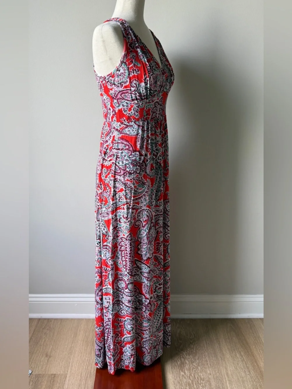Loveappella Red Paisley Sleeveless V-Neck Boho Maxi Dress - Picture 3 of 6